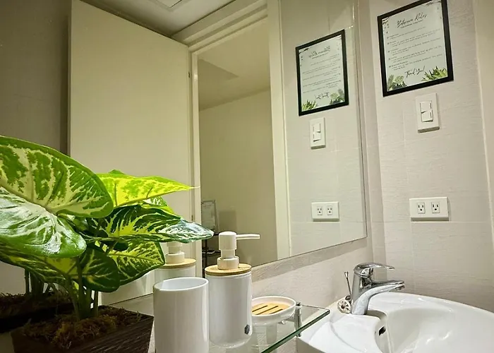 Verte Hideaway At Azure Residences - Urban Escape شقة *